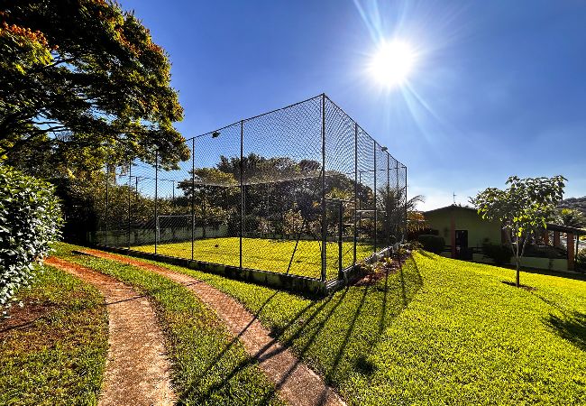 Casa de Campo em Salto - Chácara Iracema com lazer completo e Wi-Fi Casa de Campo em Salto - Chácara Iracema com lazer completo e Wi-Fi