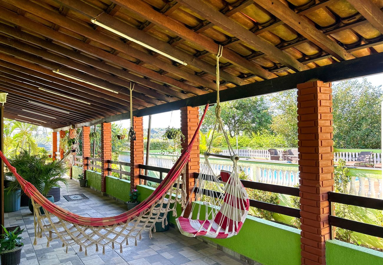 Casa de Campo em Salto - Chácara Iracema com lazer completo e Wi-Fi Casa de Campo em Salto - Chácara Iracema com lazer completo e Wi-Fi