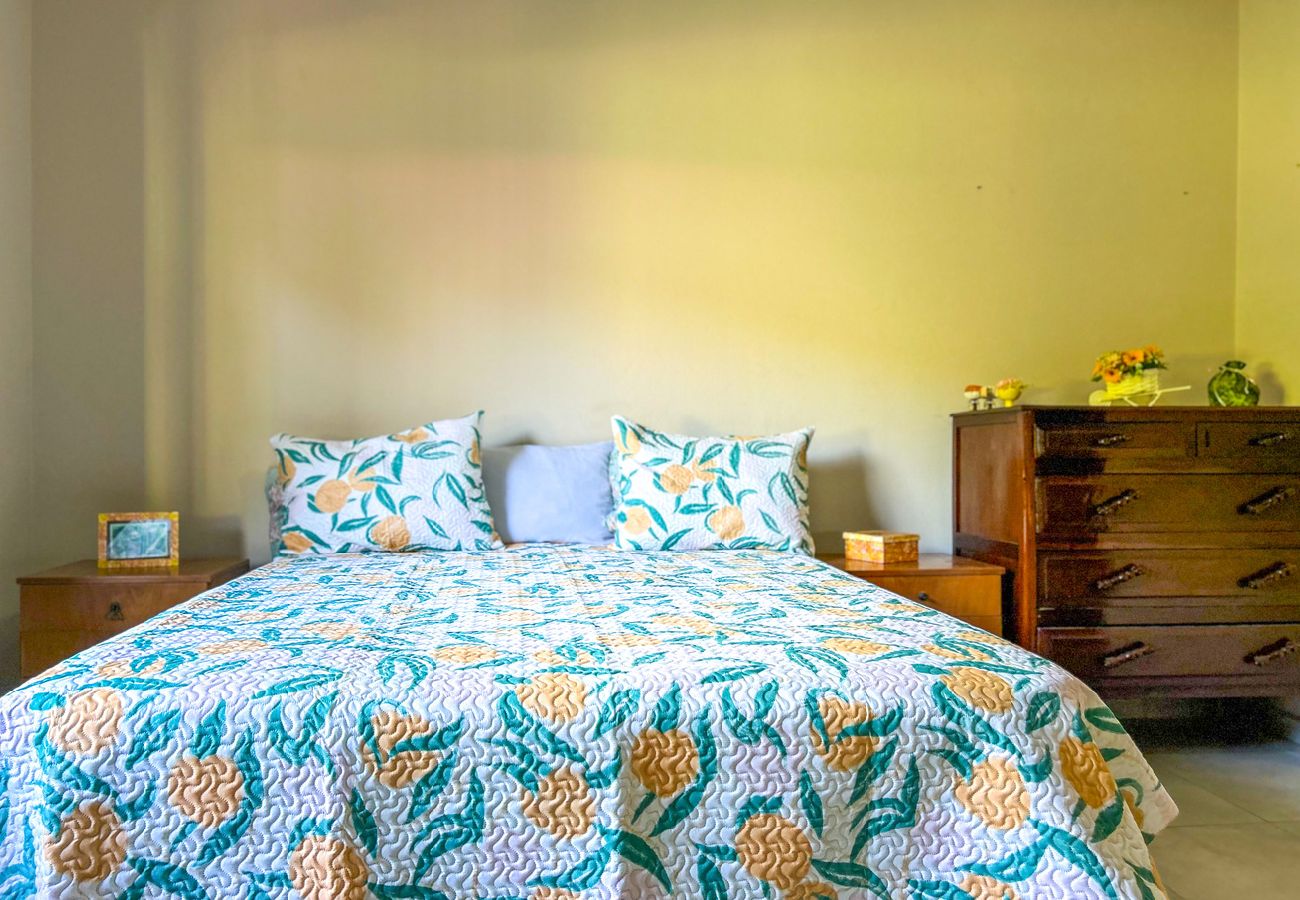 Casa de Campo em Salto - Chácara Iracema com lazer completo e Wi-Fi Casa de Campo em Salto - Chácara Iracema com lazer completo e Wi-Fi