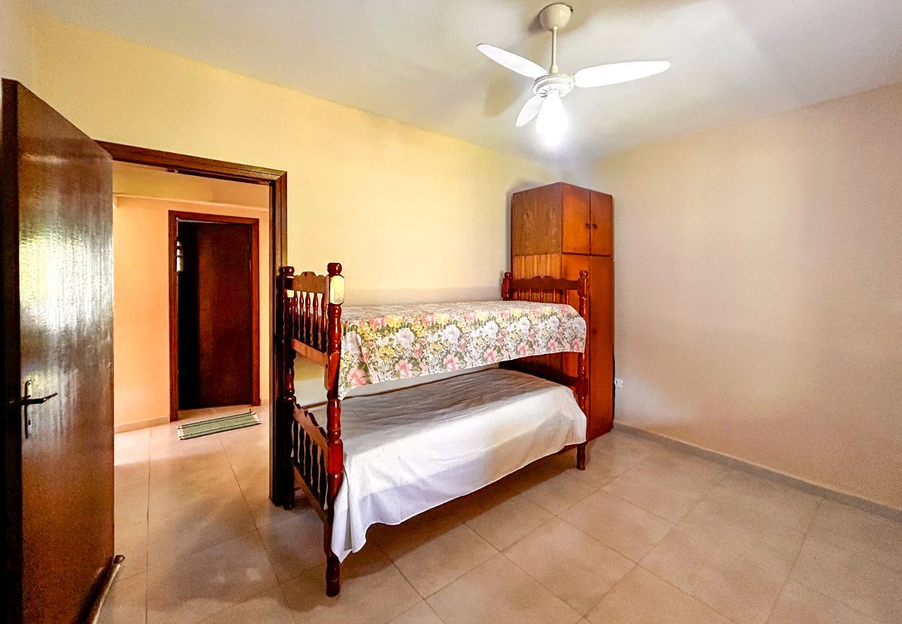 Casa de Campo em Salto - Chácara Iracema com lazer completo e Wi-Fi Casa de Campo em Salto - Chácara Iracema com lazer completo e Wi-Fi