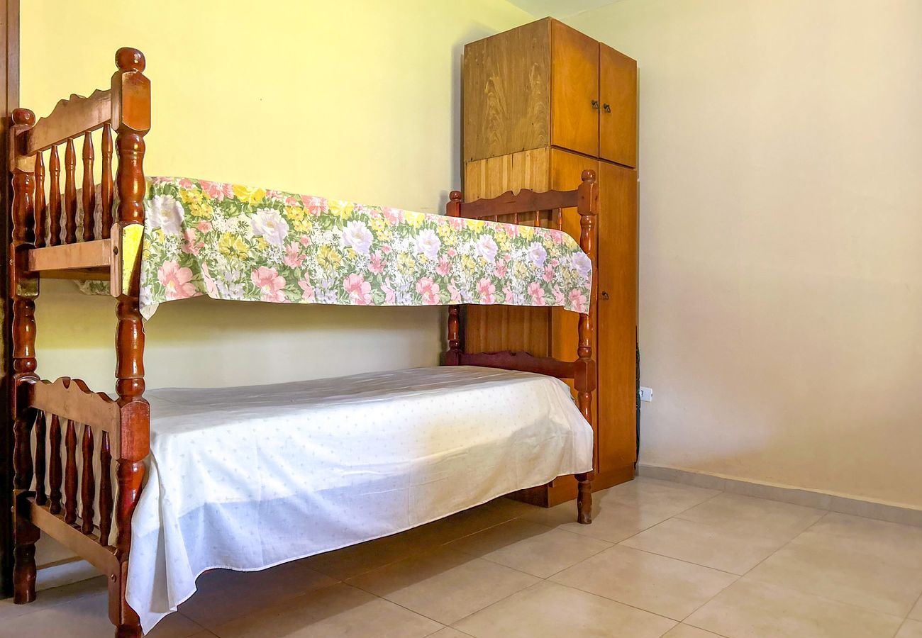 Casa de Campo em Salto - Chácara Iracema com lazer completo e Wi-Fi Casa de Campo em Salto - Chácara Iracema com lazer completo e Wi-Fi