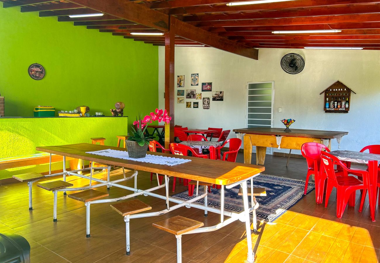 Casa de Campo em Salto - Chácara Iracema com lazer completo e Wi-Fi Casa de Campo em Salto - Chácara Iracema com lazer completo e Wi-Fi