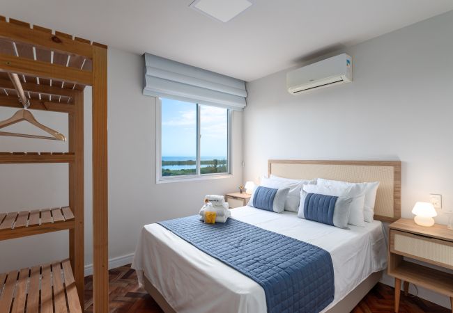 Apartamento em Rio de Janeiro - AV806 (Barra)