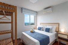 Apartamento em Rio de Janeiro - AV806 (Barra)
