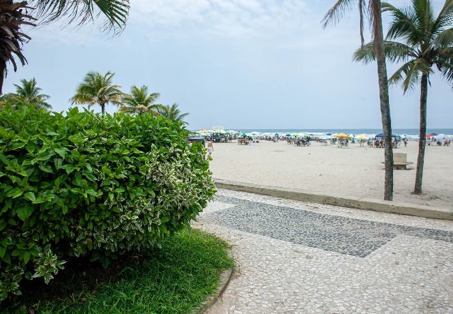 Casa em Praia Grande - Casa aconchegante c churrasqueira à 400m da praia Casa em Praia Grande - Casa aconchegante c churrasqueira à 400m da praia
