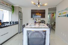 Apartamento em Penha - Apto em Penha 400m da Praia Grande | Beto Carrero