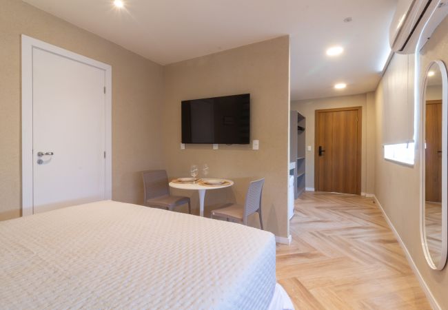 Apartamento em Rio de Janeiro - CR-PI-STA-Q13 (Zona4) Apartamento em Rio de Janeiro - CR-PI-STA-Q13 (Zona4)