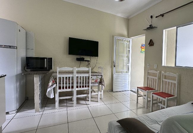 Apartamento em Ubatuba - Apartamento aconchegante c Wi-Fi na Praia do Sapê Apartamento em Ubatuba - Apartamento aconchegante c Wi-Fi na Praia do Sapê
