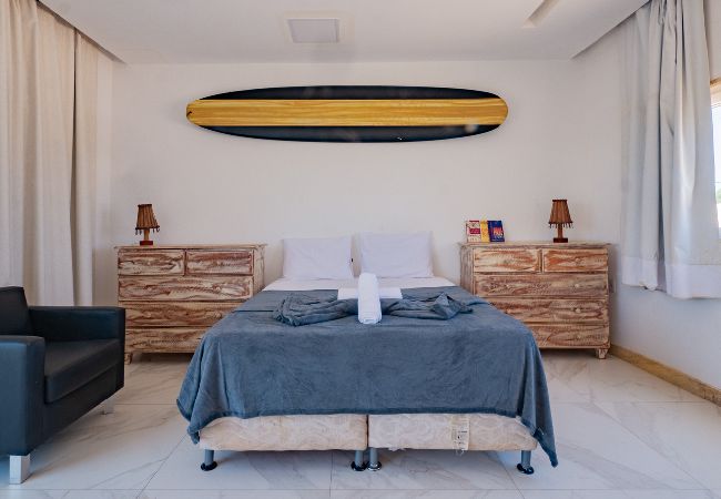 Casa em Camaçari - Casa aconchegante com Wi-Fi e piscina prox a praia Casa em Camaçari - Casa aconchegante com Wi-Fi e piscina prox a praia