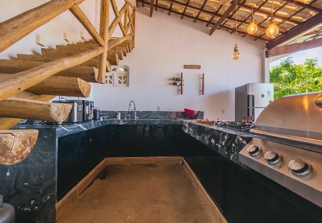 Casa em Camaçari - Casa aconchegante com Wi-Fi e piscina prox a praia Casa em Camaçari - Casa aconchegante com Wi-Fi e piscina prox a praia