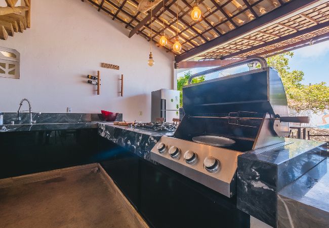 Casa em Camaçari - Casa aconchegante com Wi-Fi e piscina prox a praia Casa em Camaçari - Casa aconchegante com Wi-Fi e piscina prox a praia