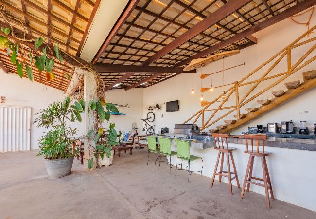 Casa em Camaçari - Casa aconchegante com Wi-Fi e piscina prox a praia Casa em Camaçari - Casa aconchegante com Wi-Fi e piscina prox a praia