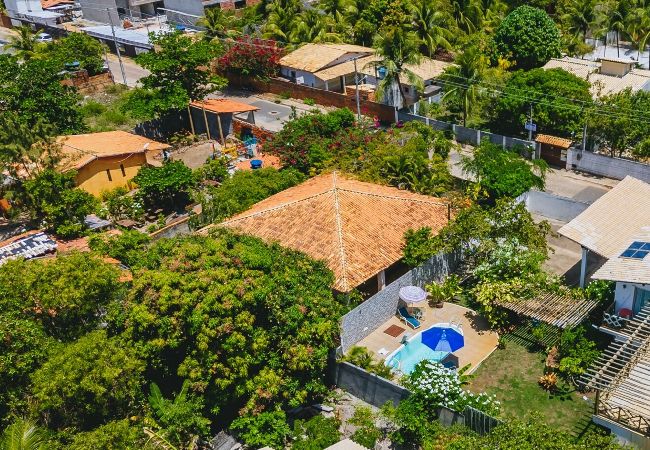 Casa em Camaçari - Casa aconchegante com Wi-Fi e piscina prox a praia Casa em Camaçari - Casa aconchegante com Wi-Fi e piscina prox a praia