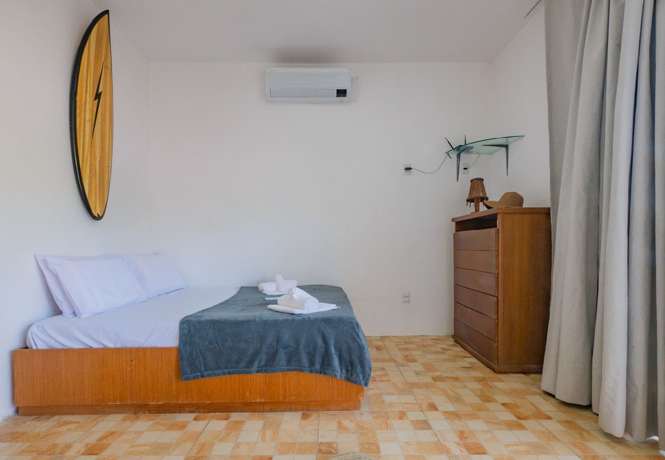 Casa em Camaçari - Casa aconchegante com Wi-Fi e piscina prox a praia Casa em Camaçari - Casa aconchegante com Wi-Fi e piscina prox a praia