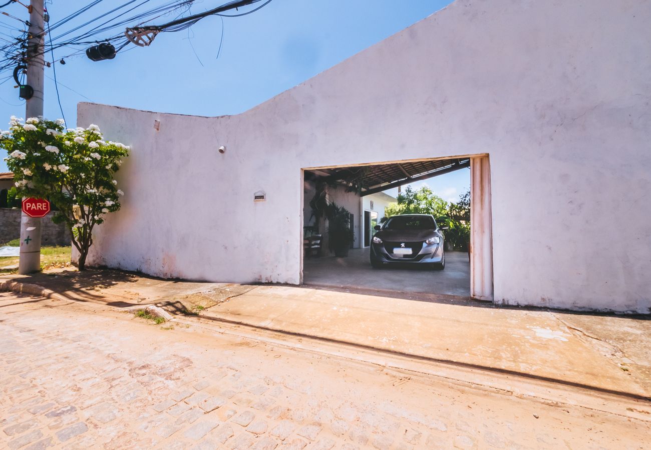 Casa em Camaçari - Casa aconchegante com Wi-Fi e piscina prox a praia Casa em Camaçari - Casa aconchegante com Wi-Fi e piscina prox a praia