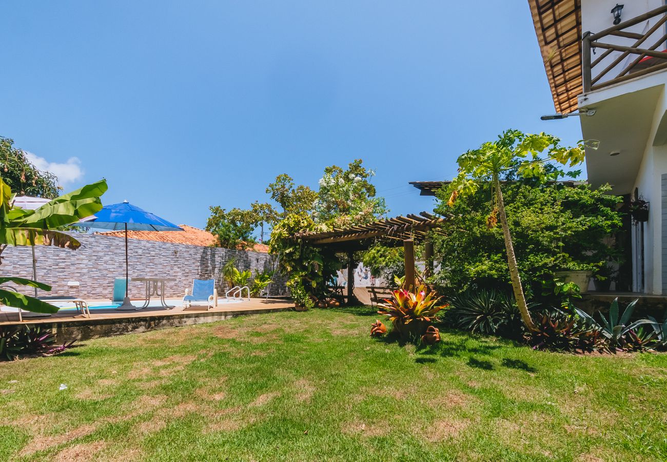 Casa em Camaçari - Casa aconchegante com Wi-Fi e piscina prox a praia Casa em Camaçari - Casa aconchegante com Wi-Fi e piscina prox a praia