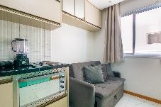 Apartamento em Salvador - Excelente loft c jacuzzi e Wi-Fi à 100m da praia