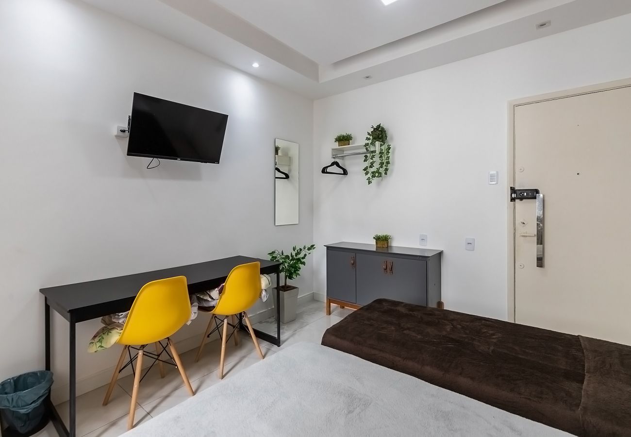 Apartamento em Rio de Janeiro - Loft próx do Aeroporto, no centro e com Wi-Fi
