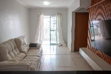 Apartamento em Praia Grande - Apto com churrasqueira e wi-fi à 650m da praia