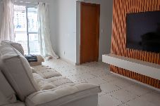 Apartamento em Praia Grande - Apto com churrasqueira e wi-fi à 650m da praia