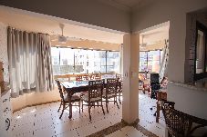 Apartamento em Capão da Canoa - Apto c churrasq, piscina e wi-fi a 200m da praia