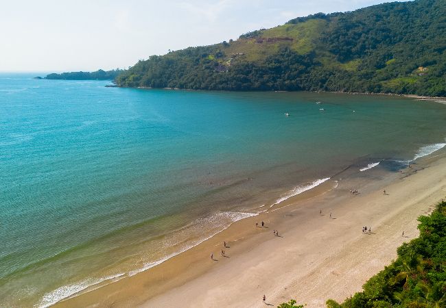 Casa em Ubatuba - Casa com WiFi, piscina e churrasq a 400m do mar Casa em Ubatuba - Casa com WiFi, piscina e churrasq a 400m do mar