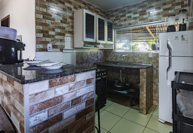 Casa em Santa Cruz Cabrália - Casa com churrasq e Wi-fi prox. de lindas praias Casa em Santa Cruz Cabrália - Casa com churrasq e Wi-fi prox. de lindas praias