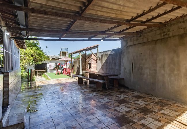 Casa em Santa Cruz Cabrália - Casa com churrasq e Wi-fi prox. de lindas praias Casa em Santa Cruz Cabrália - Casa com churrasq e Wi-fi prox. de lindas praias