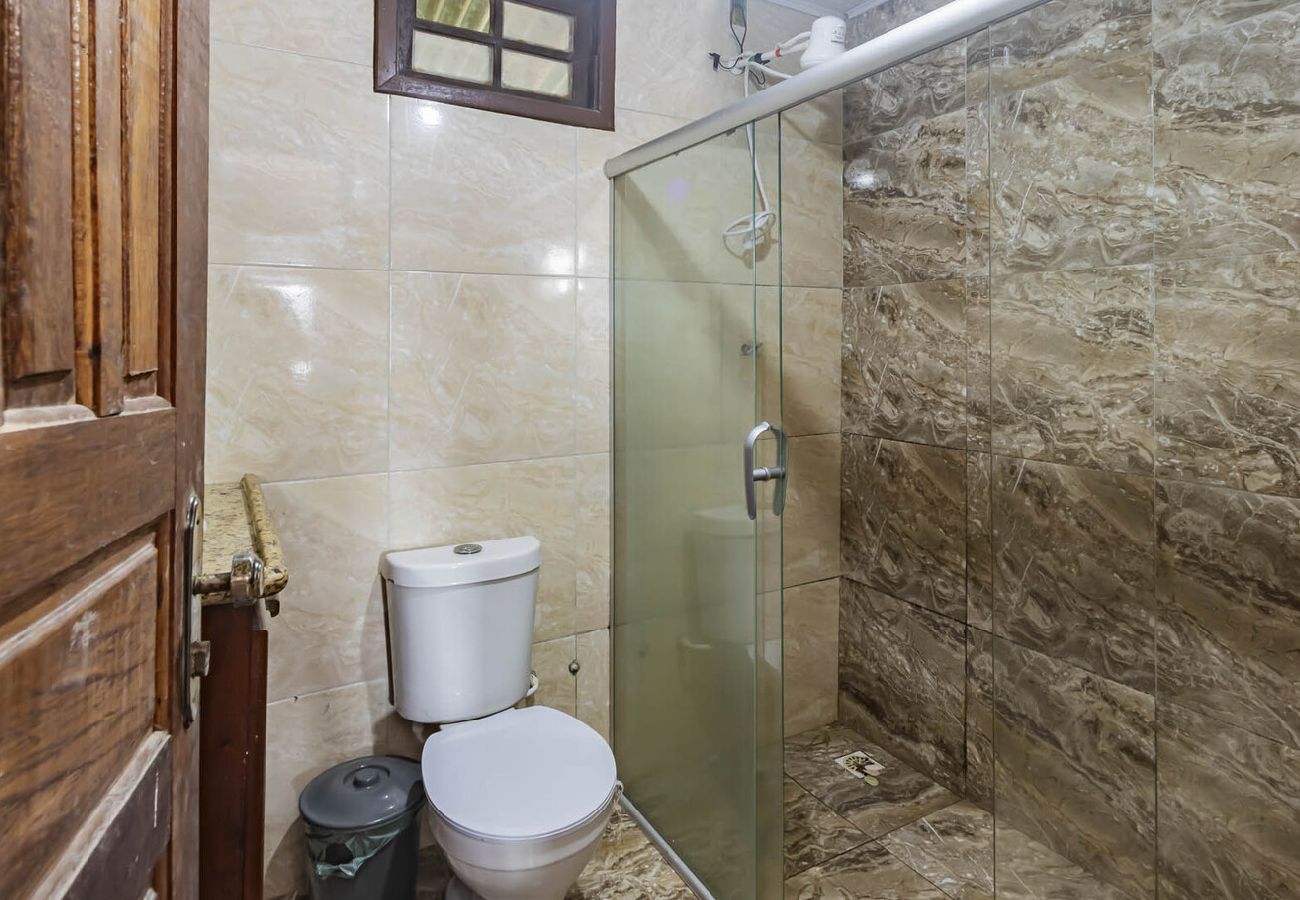 Casa em Santa Cruz Cabrália - Casa com churrasq e Wi-fi prox. de lindas praias Casa em Santa Cruz Cabrália - Casa com churrasq e Wi-fi prox. de lindas praias