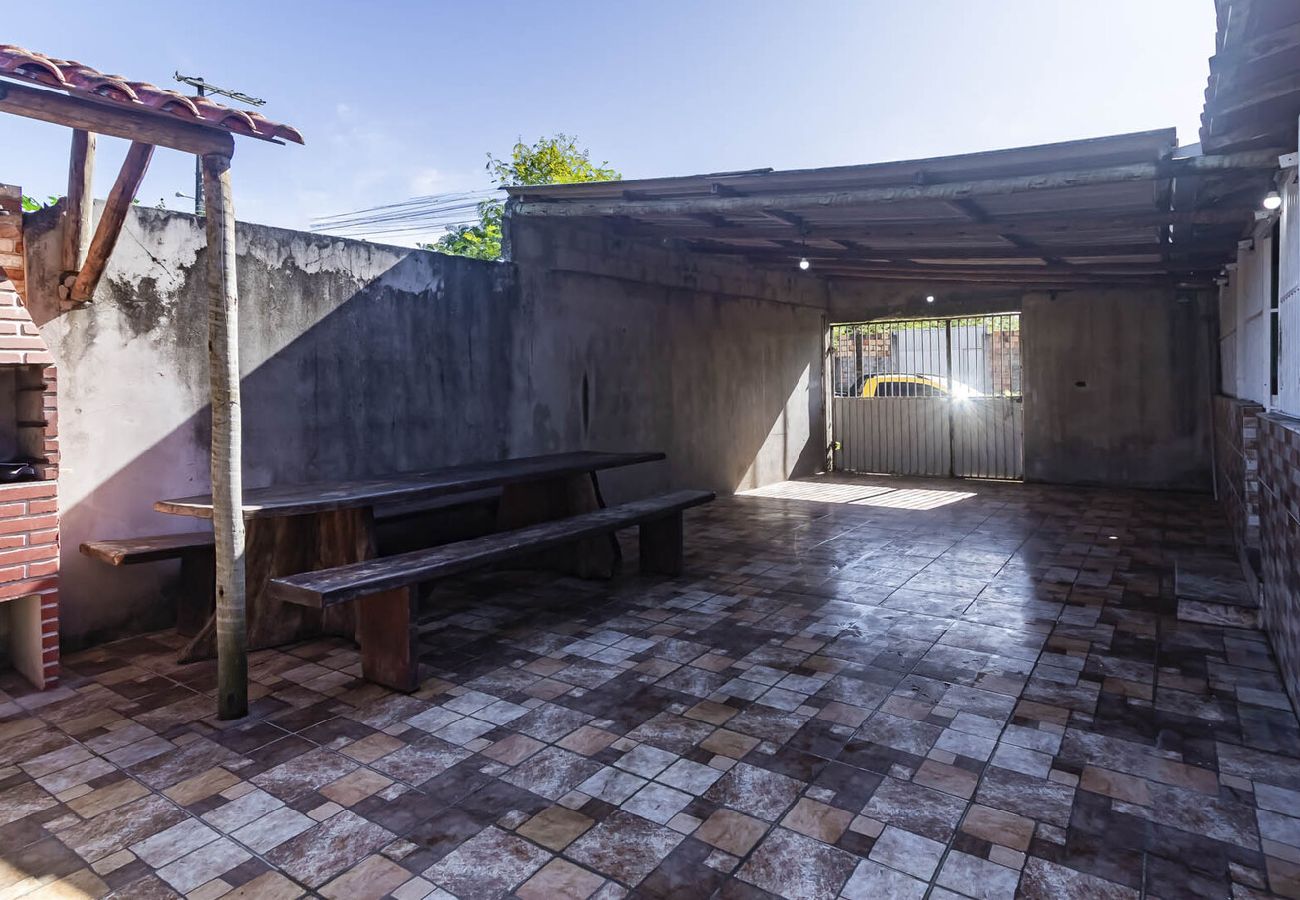 Casa em Santa Cruz Cabrália - Casa com churrasq e Wi-fi prox. de lindas praias Casa em Santa Cruz Cabrália - Casa com churrasq e Wi-fi prox. de lindas praias