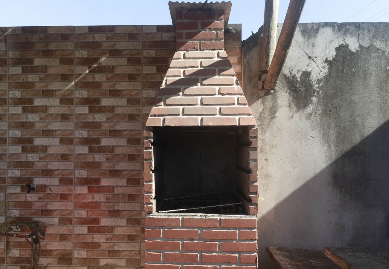 Casa em Santa Cruz Cabrália - Casa com churrasq e Wi-fi prox. de lindas praias Casa em Santa Cruz Cabrália - Casa com churrasq e Wi-fi prox. de lindas praias