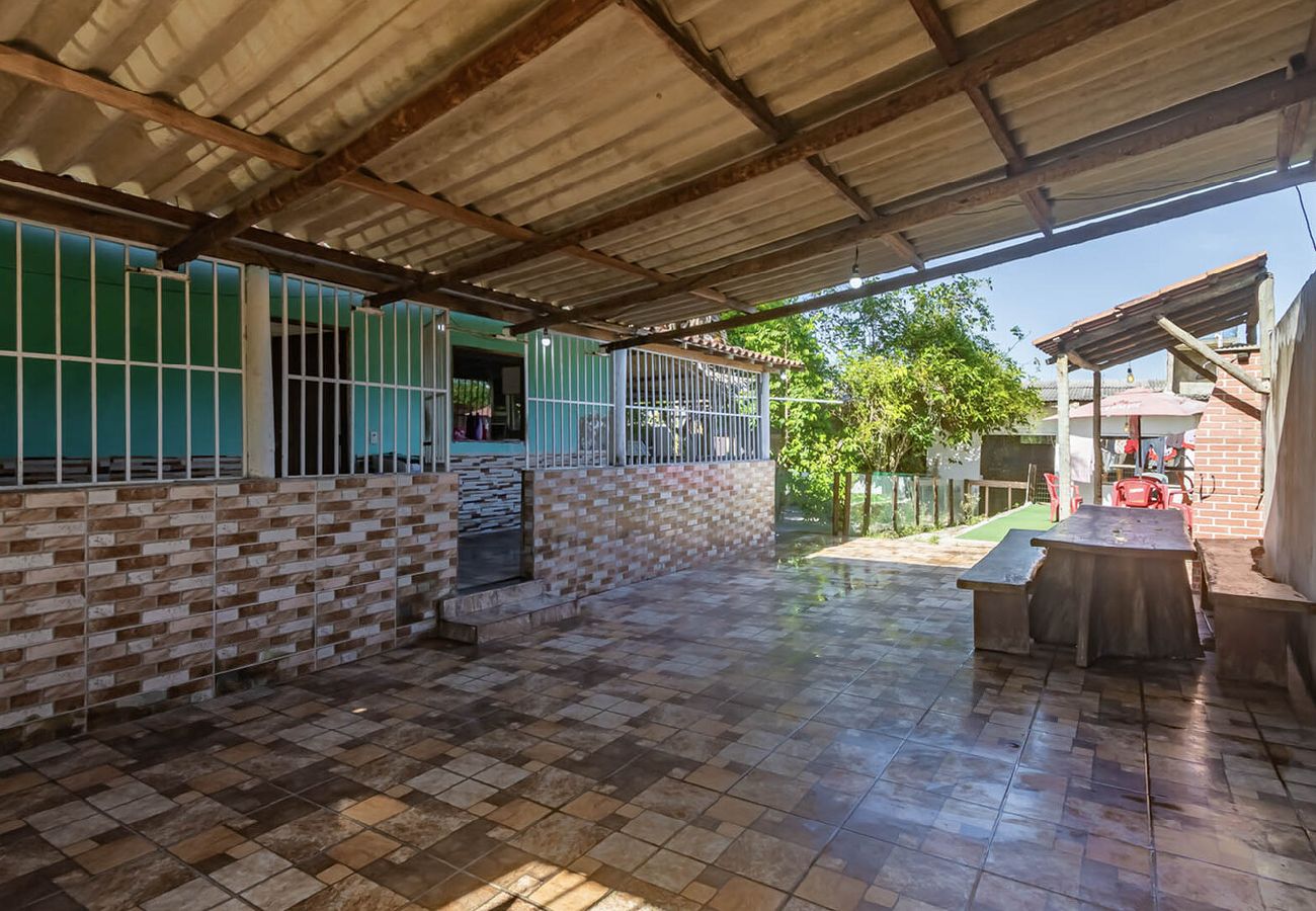 Casa em Santa Cruz Cabrália - Casa com churrasq e Wi-fi prox. de lindas praias Casa em Santa Cruz Cabrália - Casa com churrasq e Wi-fi prox. de lindas praias