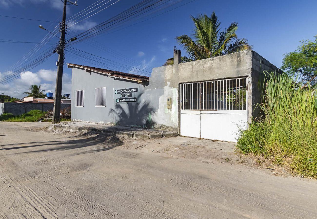 Casa em Santa Cruz Cabrália - Casa com churrasq e Wi-fi prox. de lindas praias Casa em Santa Cruz Cabrália - Casa com churrasq e Wi-fi prox. de lindas praias