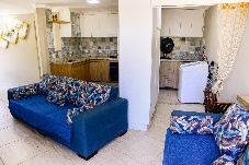 Apartamento em Ubatuba - Apto na Praia de Maranduba com varanda gourmet