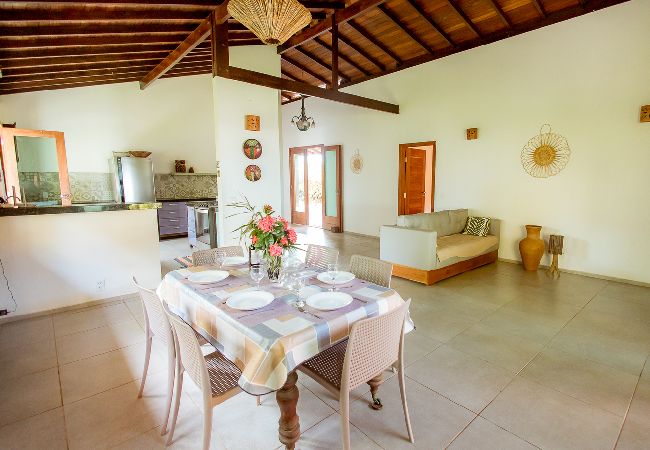 Casa em Ilhéus - Refúgio c Acesso Exclusivo à Praia do Acuípe Casa em Ilhéus - Refúgio c Acesso Exclusivo à Praia do Acuípe
