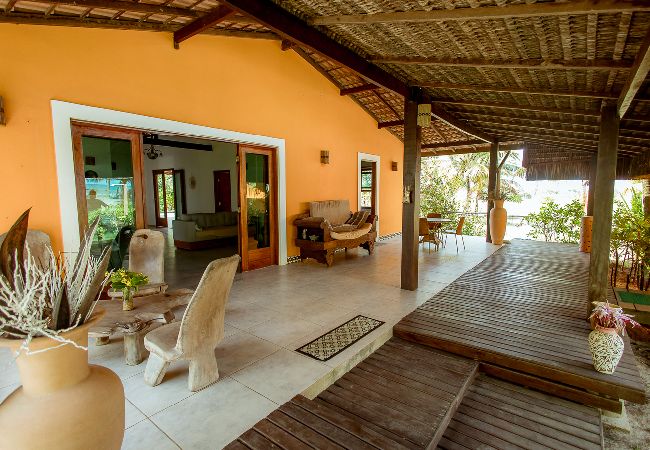 Casa em Ilhéus - Refúgio c Acesso Exclusivo à Praia do Acuípe Casa em Ilhéus - Refúgio c Acesso Exclusivo à Praia do Acuípe