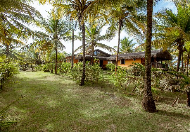 Casa em Ilhéus - Refúgio c Acesso Exclusivo à Praia do Acuípe Casa em Ilhéus - Refúgio c Acesso Exclusivo à Praia do Acuípe