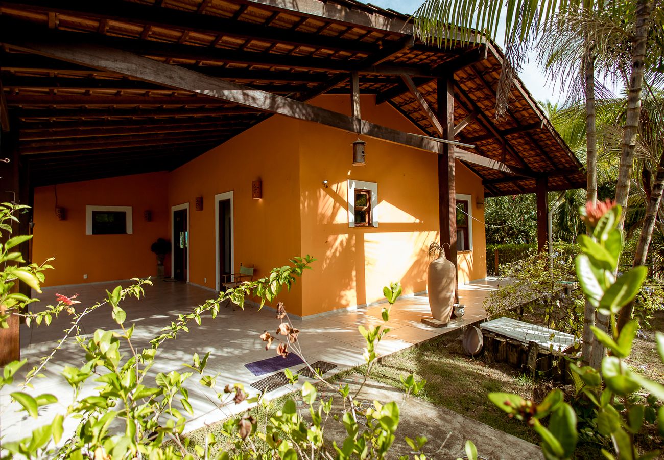Casa em Ilhéus - Refúgio c Acesso Exclusivo à Praia do Acuípe Casa em Ilhéus - Refúgio c Acesso Exclusivo à Praia do Acuípe