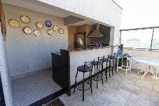 Apartamento em Guarujá - Cobertura Duplex com piscina a 200m da Praia