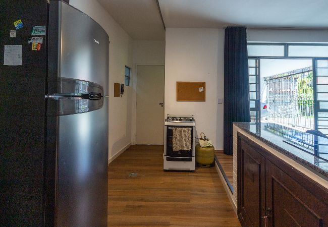 Casa em Belo Horizonte - Flat funcional, com Wi-Fi e ótima localização Casa em Belo Horizonte - Flat funcional, com Wi-Fi e ótima localização