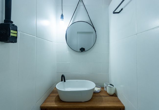 Casa em Belo Horizonte - Flat funcional, com Wi-Fi e ótima localização Casa em Belo Horizonte - Flat funcional, com Wi-Fi e ótima localização