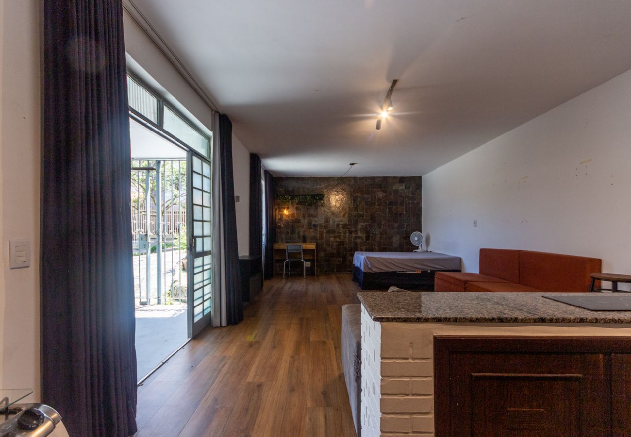 Casa em Belo Horizonte - Flat funcional, com Wi-Fi e ótima localização Casa em Belo Horizonte - Flat funcional, com Wi-Fi e ótima localização
