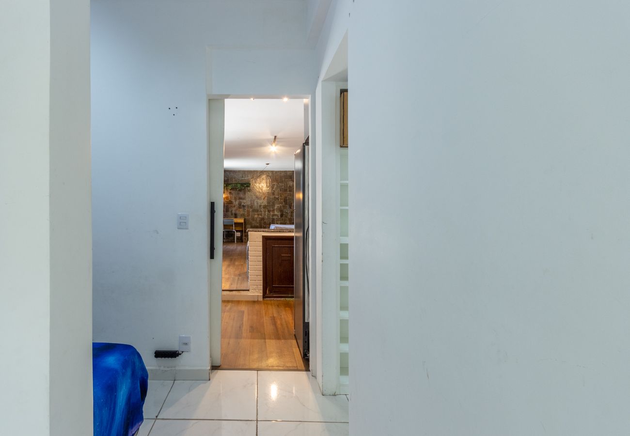 Casa em Belo Horizonte - Flat funcional, com Wi-Fi e ótima localização Casa em Belo Horizonte - Flat funcional, com Wi-Fi e ótima localização
