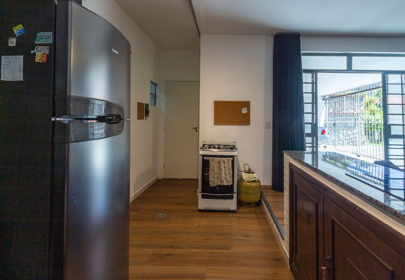 Casa em Belo Horizonte - Flat funcional, com Wi-Fi e ótima localização Casa em Belo Horizonte - Flat funcional, com Wi-Fi e ótima localização