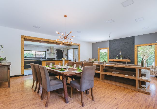 Casa em Petrópolis - Chácara completa com W-iFi na serra fluminense Casa em Petrópolis - Chácara completa com W-iFi na serra fluminense