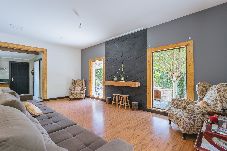 Casa em Petrópolis - Chácara completa com W-iFi na serra fluminense
