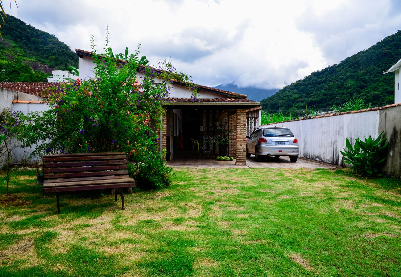 Casa em Caraguatatuba - Casa perto das principais praias c WiFi e churrasq Casa em Caraguatatuba - Casa perto das principais praias c WiFi e churrasq
