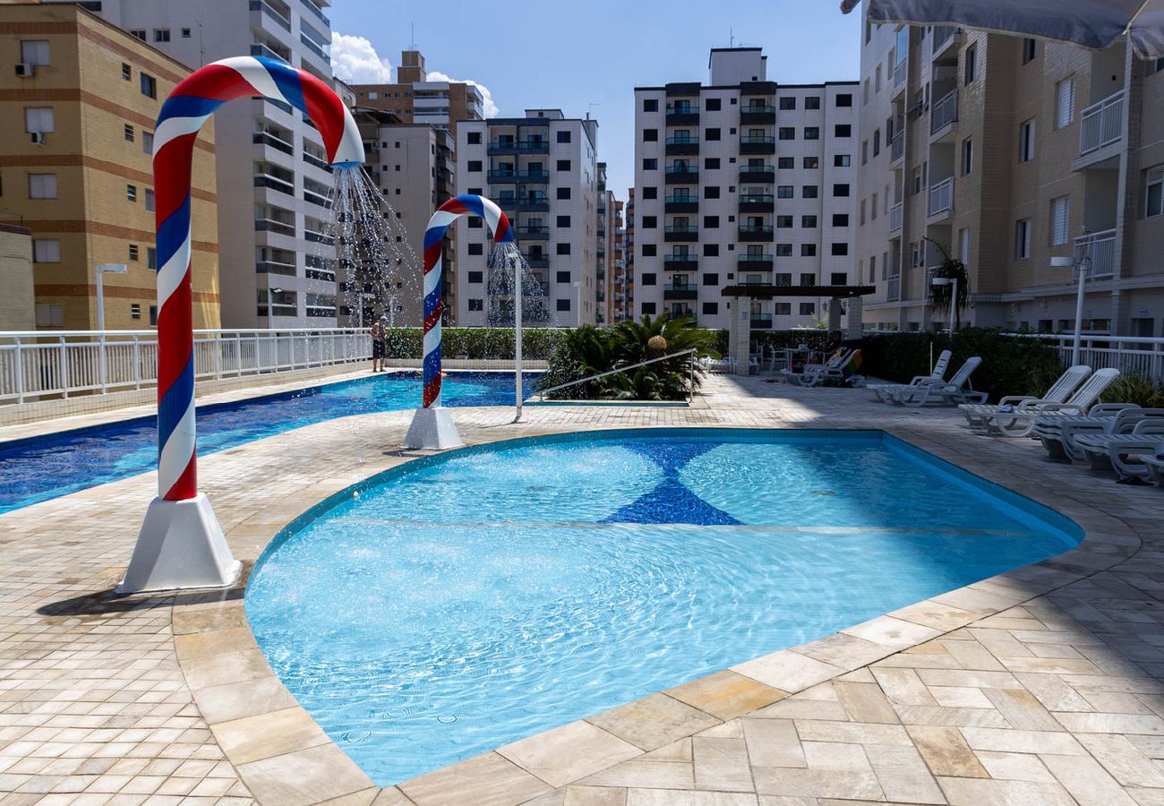 Apartamento em Praia Grande - Apto confortável a 100m do mar completo com lazer Apartamento em Praia Grande - Apto confortável a 100m do mar completo com lazer