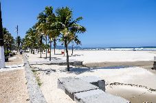 Apartamento em Praia Grande - Apto confortável a 100m do mar completo com lazer