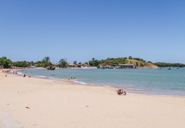 Apartamento em Rio das Ostras - Cobertura a 150m do mar com churrasqueira e Wi-Fi Apartamento em Rio das Ostras - Cobertura a 150m do mar com churrasqueira e Wi-Fi